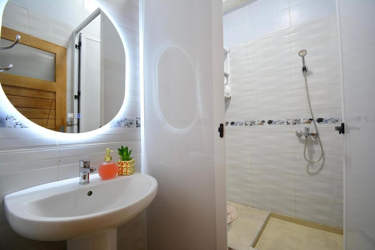 Dar El Otmani 02 M'hamid B5 Marrakech Aeroport Appartement *